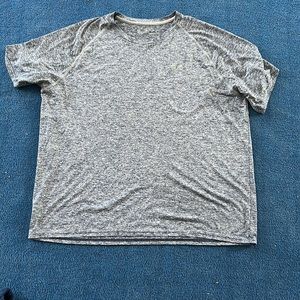 Short sleeve under armour t shirt